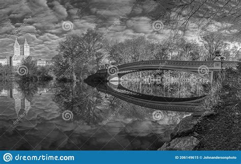 Central Park in Winter at Bow Bridge Stock Image - Image of snow ...