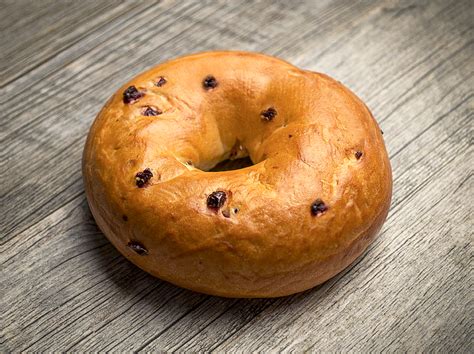 ALL NATURAL BLUEBERRY BAGEL - Guttenplans