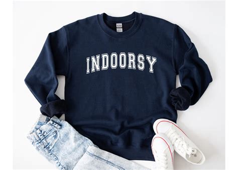 Introvert Clothing That's Cute & Cozy (Gifts for Introverts) - introvertscan.co