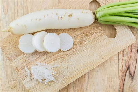 11 Best Recipes With Daikon Radish - Foods Guy