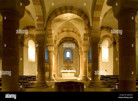 Crypt in the Speyer cathedral with altar, Imperial Cathedral Basilica ...