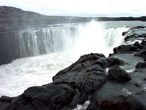 File:Selfoss-Waterfall-Iceland-06050027.jpg - Wikipedia