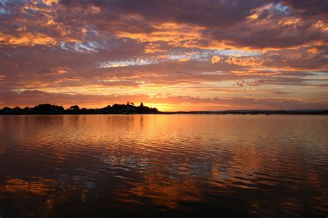 Top 6 Of The Most Beautiful Lakes In Michigan | Trekbible