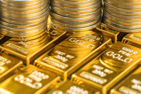 Is it better to Buy Gold Bars or Gold Coins? - Instant Gold Refining