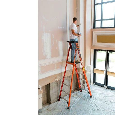 Werner Reach Fiberglass Podium 12 ft Ladder Foldable