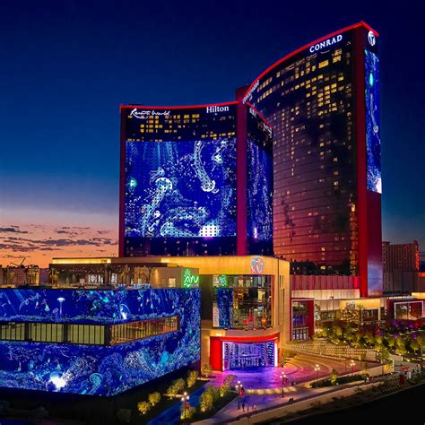 Resorts World Las Vegas: Luxury Hotel & Casino Experience