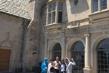 Greystone Mansion Group Walking Tour | Bikes and Hikes LA