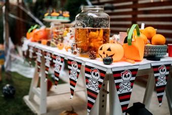 Outdoor Halloween Party Ideas to Throw a Bewitching Event | LoveToKnow