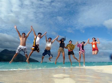 10 Summer Destinations in the Philippines for Your Next Barkada Trip