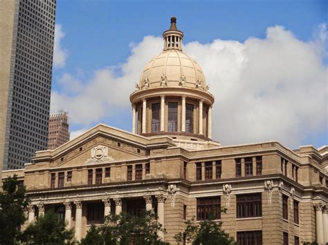 Houston in Pics: Photos of Old Harris County Courthouse (erected 1910) and location on map