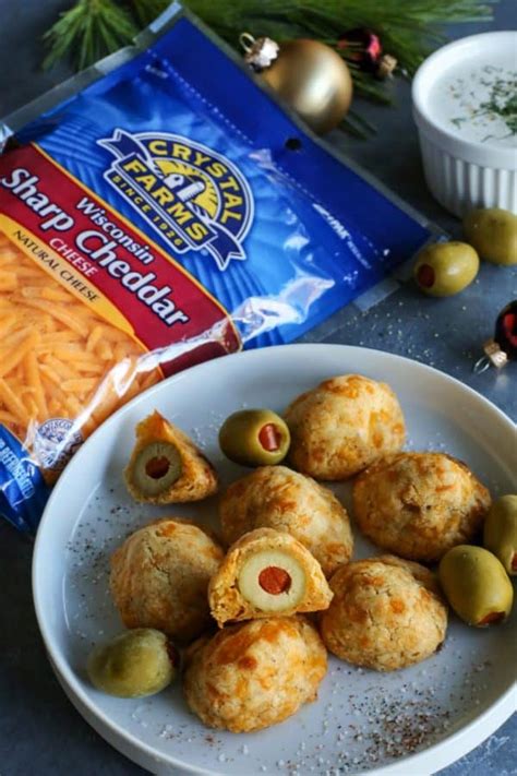 Olive Cheese Balls - easy baked recipe • A Farmgirl's Dabbles