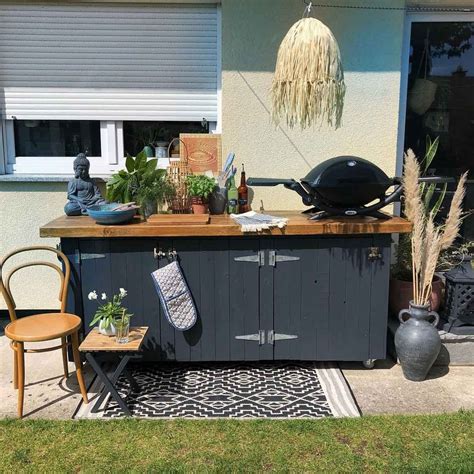 8 Outdoor Kitchen Island Ideas | The Family Handyman