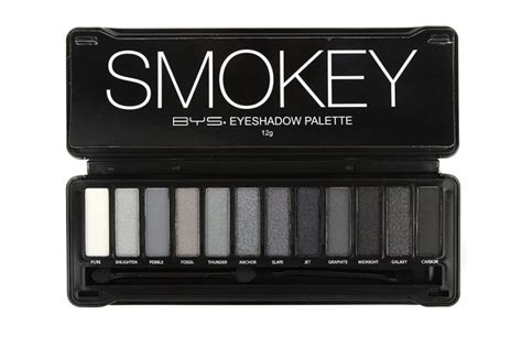 Best Grey Eyeshadow Amazon for the Perfect Smokey Eye | StyleCaster