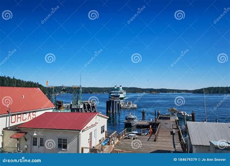 Ferry Arriving Orcas Island Stock Image - Image of boats, terminal: 184679379