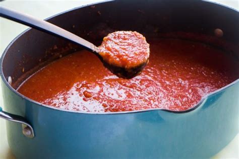 Roma Tomato Sauce Recipe - Easy Made With Fresh Tomatoes!