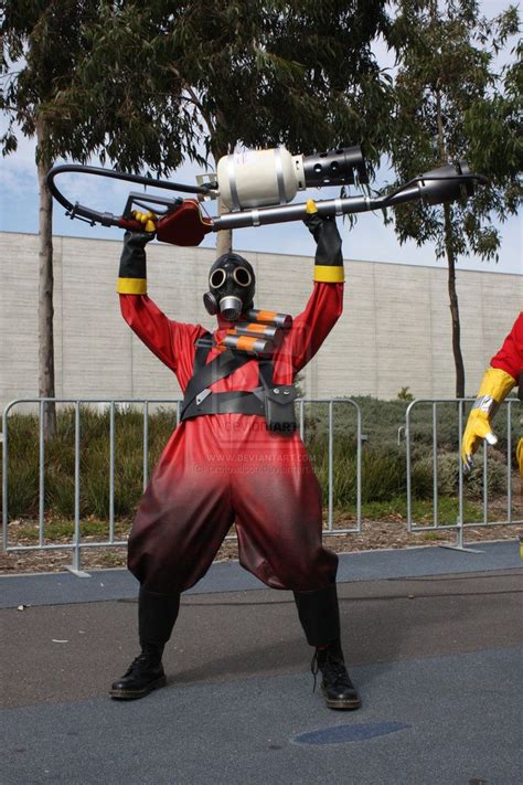 proto pyro cosplay | Team fortress 2, Tf2 cosplay, Team fortress