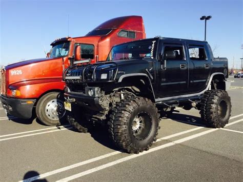 2007 HUMMER H2 SUT - Lifted, Moster Tires, Big Black - 5GRGN22U57H101847