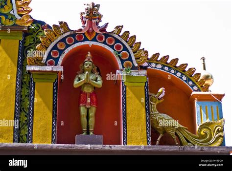 Hindu temple varkala kerala india hi-res stock photography and images - Alamy