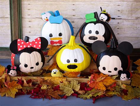 Disney Painted Pumpkins: 55 Amazingly Easy No-Carve Ideas