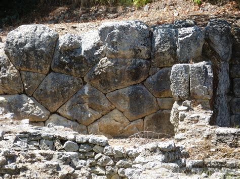 Cyclopean walls (Mycenae) | The Brain Chamber