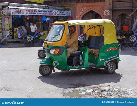 Auto Rickshaw Taxi in Jodhpur, India. Editorial Photography - Image of driver, beard: 35728382