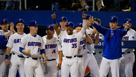 Gators walk off on Saturday, sweep Rhode Island | GatorCountry.com