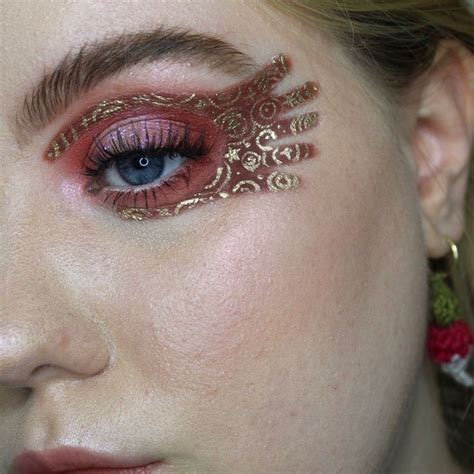 Luna Lovegood Spectrespecs makeup | Harry potter makeup, Luna lovegood tattoo, Luna lovegood makeup