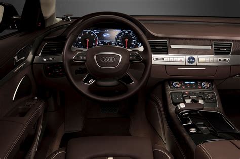 2014 Audi A8 | Top Speed