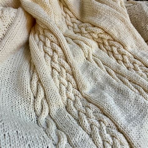 Shop Cable Knit Blanket - Etsy