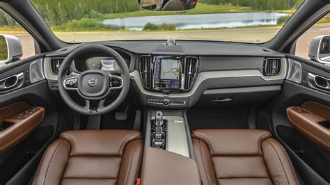 2018 Volvo XC60 T8 Review: Performance And Green In One