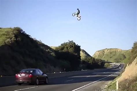 Daredevil’s latest motorcycle stunt is an epic fail