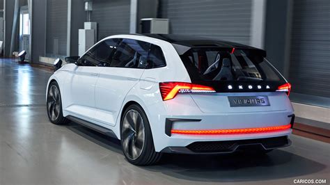 Skoda Vision RS Plug-in Hybrid Concept | 2018MY | Rear Three-Quarter