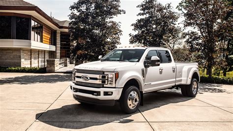 2019 Ford F-450 Super Duty Review & Ratings | Edmunds