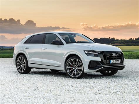 New 2021 Audi Q8 hybrid revealed: price and release date | carwow