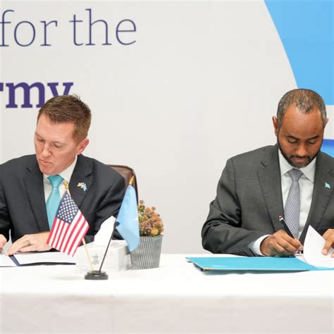 US set to build five military bases for Somalia's army