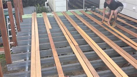 Build Deck With Roof