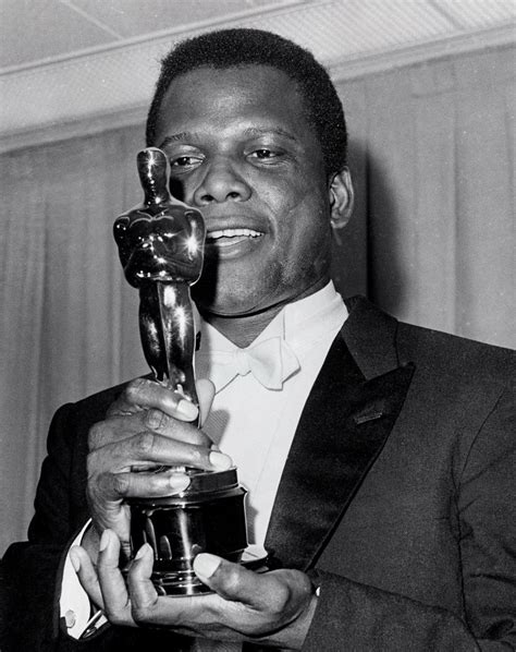 Sidney Poitier, first black Best Actor Oscar winner, dead at 94