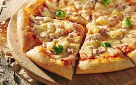 6 Common Pizza Toppings Around the World - Anne Thimble