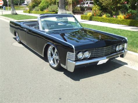 1965 Lincoln Continental Convertible | Beverly Hills Car Club