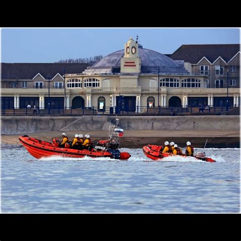 Support RNLI lifeboat stations