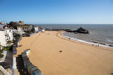 Broadstairs Viking Bay, Kent, England :: British Beaches