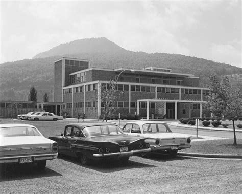 moccasin bend mental health institute history - Rutha Vanwinkle