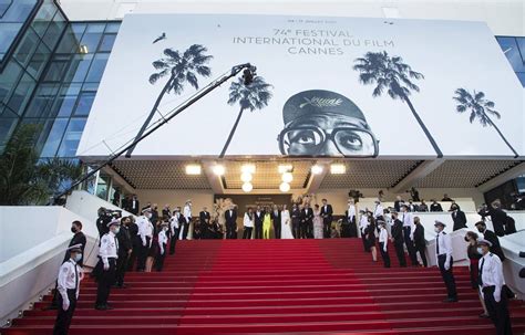 The Cannes Film Festival – Riviera Bar Crawl Tours