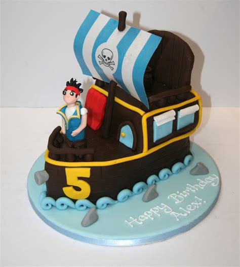 pirate ship cake – Etoile Bakery