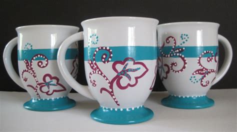 White Hand Painted Set of 4 Coffee Mugs