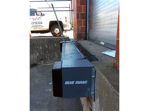 Mechanical Edge-of-Dock Leveler | American Door