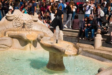 Fountain on Spanish Square with Spanish Steps in Rome Editorial Image ...