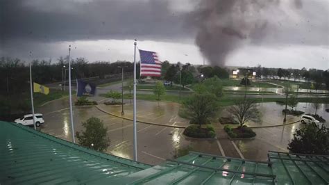 Security Cam Caught Andover Tornado Approach - Videos from The Weather Channel