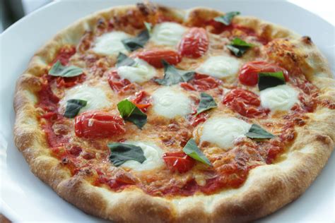 Pizza Margherita Recipe — Dishmaps