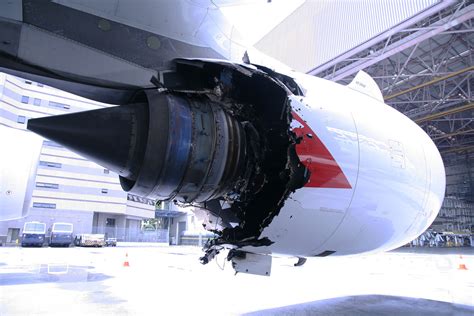 Qantas A380 Uncontained Engine Failure (Video) - Inspire the Uninspired | JoeBurlas.com